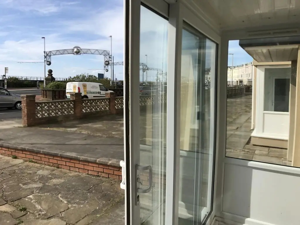 Crescent Court Apartment Blackpool